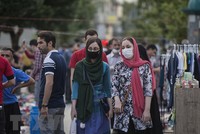 Iran đang đối mặt với làn sóng bùng phát dịch mới. (Ảnh: THX/TTXVN).