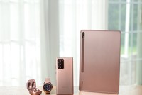 Điện thoại gập thế hệ mới Galaxy Z Fold2 với thiết kế lột xác ra mắt cùng bộ đôi máy tính bảng Tab S7 và S7+