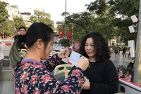 Hà Nội xử phạt người không đeo khẩu trang nơi công cộng