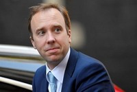 Bộ trưởng Y tế Anh Matt Hancock. (Ảnh: Reuters).