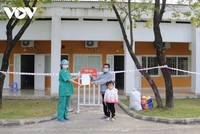 Tính đến thời điểm này, đã có 12 bệnh nhân mắc Covid-19 được điều trị tại Bệnh viện Việt Nam – Thụy Điển Uông Bí, được công bố khỏi bệnh.