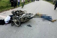 2 xe máy va chạm khiến 1 người tử vong
