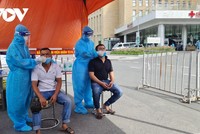 Lấy mẫu xét nghiệm ở Bệnh viện Quân y 175.