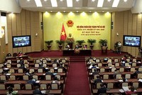 HĐND TP Hà Nội thông qua mức thu phí năm học 2021-2022.