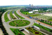 Nút giao thông khác mức Đường vành đai 3 - Đại lộ Thăng Long giảm ùn tắc giao thông rõ nét tại khu vực giao cắt giữa đường Vành đai 3 với điểm đầu Đại lộ Thăng Long, đường Trần Duy Hưng (phường Trung Hòa, Cầu Giấy, Hà Nội).
