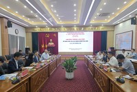 Quang cảnh buổi làm việc.