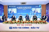 Các diễn giả thảo luận tại hội thảo “Phát triển kinh tế số trong kỷ nguyên mới” do Báo Tài chính - Đầu tư tổ chức. Ảnh: Chí Cường