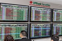 VPBank và VPBS triển khai chương trình “Ưu đãi kép”