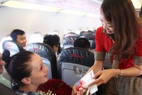 Vietjet tặng phiếu quà tặng mỹ phẩm cho hành khách nữ