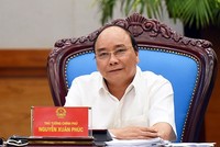 Thủ tướng Nguyễn Xuân Phúc nêu hàng loạt giải pháp khơi thông tiềm năng tăng trưởng, kiểm soát lạm phát khi kết luận Phiên họp. Ảnh: VGP/Quang Hiếu