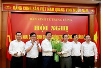 Ông Đinh La Thăng chính thức nhậm chức Phó ban Kinh tế Trung ương từ ngày 11/5