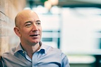Jeff Bezos là người kiếm tiền giỏi nhất thế giới năm qua. Ảnh:Forbes