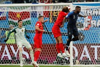 Pha lập công đưa Pháp vào chung kết của Umtiti. Ảnh: FIFA.