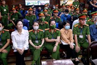 Trương Mỹ Lan và đồng phạm tại Tòa