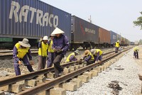 Sau khi sáp nhập, TP.HCM dự kiến sẽ đầu tư nhiều tuyến đường sắt mới - Ảnh: Lê Quân