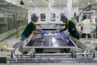 Ấn Độ đẩy mạnh sản xuất năng lượng mặt trời