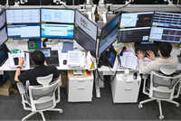 Điều gì thúc đẩy thị trường chứng khoán Hàn Quốc tăng mạnh nhất thế giới trong năm nay?