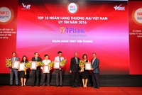 TPBank nhận giải thưởng Ngân hàng thương mại Việt Nam uy tín nhất năm 2016