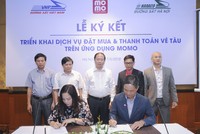 Khách đi tàu hỏa có thể mua vé và thanh toán bằng Ví điện tử