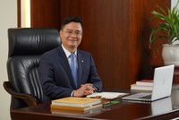 Ông Nguyễn Thanh Tùng, Tổng giám đốc Vietcombank nói: "Chúng tôi cam kết, ngay sau khi Bộ Xây dựng công bố tiêu chí xác định thế nào là nhà ở thương mại, nhà ở xã hội… chúng tôi sẽ ngay lập tức khẩn trương vào cuộc"