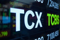 TCBS (TCX) dẫn đầu vốn hóa ngành chứng khoán, chuẩn bị chia cổ tức kép 5% tiền - 20% cổ phiếu
