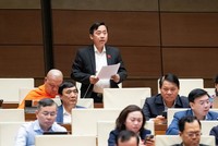 Đại biểu Đào Chí Nghĩa (đoàn Cần Thơ) phát biểu về dự thảo Luật Đầu tư (sửa đổi) sáng 27/11