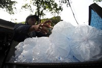 Nắng nóng, điều hòa cháy hàng, dịch vụ giải nhiệt tăng giá