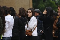 Co ro trong giá lạnh chờ săn Black Friday