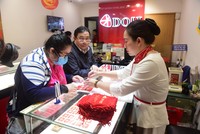 Giá vàng hôm nay ngày 27/12: Thế giới xác nhận đỉnh mới, vàng trong nước tăng mạnh