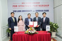 Ngân hàng Shinhan hợp tác với Đại học Văn Lang triển khai hệ thống thu học phí “School Banking”