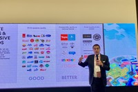 Đại diện Tập đoàn bán lẻ Central Retail chia sẻ với các doanh nghiệp Việt Nam tại buổi kết nối doanh nghiệp