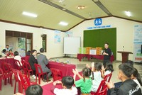 Shinhan Life Việt Nam thăm và trao tặng thiết bị học tập, nhu yếu phẩm cho Làng trẻ em SOS Huế