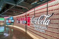 Coca-Cola Việt Nam xác nhận lập kỷ lục Việt Nam với tác phẩm nghệ thuật làm từ bao bì nhựa tái chế 