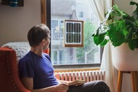 Grouphug: Thiết bị khai thác năng lượng mặt trời di động 