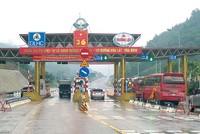 Trạm thu phí trên đường Hòa Lạc - Hòa Bình hiện hữu.