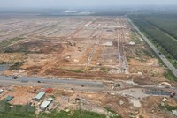 Giải phóng mặt bằng sân bay Long Thành. Ảnh: TTXVN