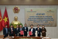 Lãnh đạo Vietnam Airlines và lãnh đạo UBND tỉnh Phú Thọ chính thức ký kết thỏa thuận hợp tác toàn diện giai đoạn 2022 - 2026