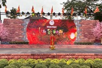 Ông Nguyễn Hồng Phúc, Giám đốc Nhà văn hóa Thanh niên TP.HCM phát biểu tại Lễ Khai mạc.