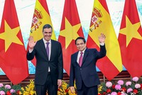 Thủ tướng Chính phủ Phạm Minh Chính và Thủ tướng Vương quốc Tây Ban Nha Pedro Sánchez. Ảnh: Đức Thanh