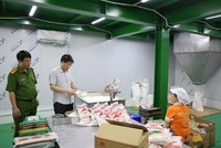 Vụ sản xuất bột ngọt, dầu ăn giả: Tạm giữ khẩn cấp Giám đốc Công ty Famimoto