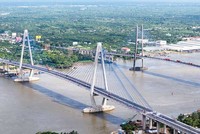 Các nhà thầu lớn trong nước có đủ khả năng tham gia thực hiện Dự án Đường sắt tốc độ cao Bắc - Nam. Trong ảnh: Cầu Mỹ Thuận 2 - công trình cầu dây văng lớn, phức tạp do tư vấn và nhà thầu trong nước xây dựng