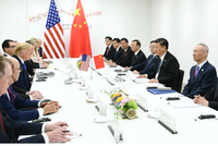 Chủ tịch Trung Quốc Tập Cận Bình gặp Tổng thống Mỹ Donald Trump tại Osaka, Nhật Bản, ngày 29/6/2019. Ảnh tư liệu: Xinhua