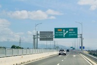 Một đoạn cao tốc Vân Phong - Nha Trang.