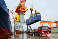 Doanh nghiệp ứng phó với biến động, thúc đẩy xuất khẩu