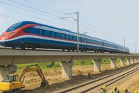 Nhiều dự án hạ tầng đường sắt nhằm tăng cường kết nối liên vùng đang được gấp rút chuẩn bị đầu tư. Ảnh: AI Nhã Chi