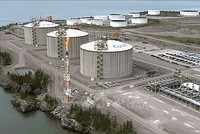 Chú thích ảnh Cảng khí tự nhiên hoá lỏng thuộc Tập đoàn dầu mỏ Repsol and Irving Oil Ltd. ở thành phố cảng Saint John, tỉnh New Brunswick, Canada. (Ảnh: CBC/TTXVN)