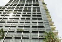 Kính nổi không màu có xuất xứ từ Indonesia và Malaysia đang gây khó khăn cho sản xuất nội địa (Ảnh: Đức Thanh)