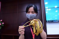 Nhiều doanh nghiệp vàng đang trong cảnh khan hiếm nguyên liệu, phải co hẹp sản xuất. Ảnh: Dũng Minh