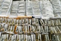 Bắt 450 chiếc đồng hồ Rolex giả nhập lậu qua cửa khẩu Trà Lĩnh