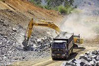 Thủ tướng Chính phủ nhấn mạnh phải giải ngân 100% vốn đầu tư công “trước ngày 31/12/2025”. Ảnh: Đức Thanh